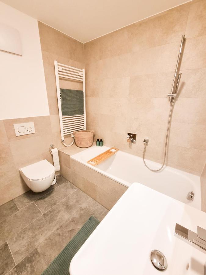 Orangehome: Waldlichtung - Zentral Zwischen Therme Und Stadtmitte 巴特艾布灵 外观 照片